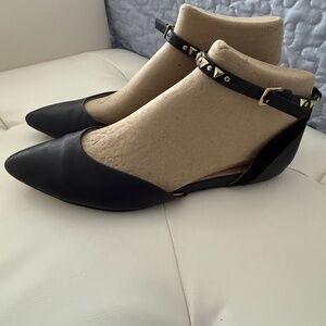 Ella Moss Savana – Black Leather Flats